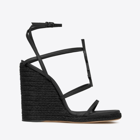 ❤️ SOLD ❤️ Authentic YSL Cassandra Wedges - Picture 3 of 10
